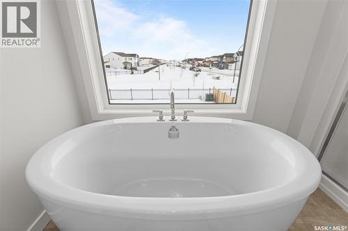 938 Brighton Gate, Saskatoon, SK - Indoor Photo Showing Bathroom