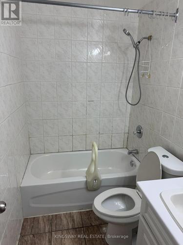 347 - 1395 Williamsport Drive, Mississauga, ON - Indoor Photo Showing Bathroom