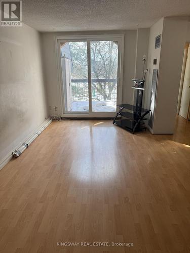 347 - 1395 Williamsport Drive, Mississauga, ON - Indoor Photo Showing Other Room