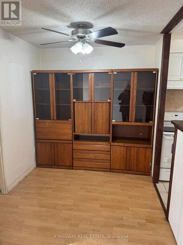 347 - 1395 Williamsport Drive, Mississauga, ON - Indoor
