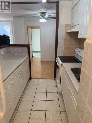 347 - 1395 Williamsport Drive, Mississauga, ON - Indoor Photo Showing Kitchen