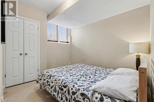 340 London Terrace, Ottawa, ON - Indoor Photo Showing Bedroom