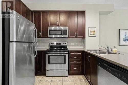 340 London Terrace, Ottawa, ON - Indoor Photo Showing Kitchen With Stainless Steel Kitchen With Double Sink