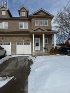 294 PINE AVENUE  Oshawa, ON L1J 2H4