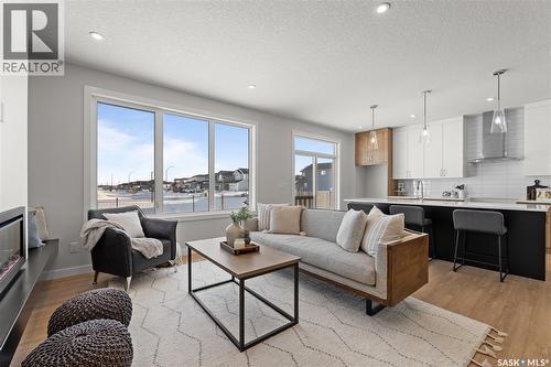 934 Brighton Gate, Saskatoon, SK - Indoor Photo Showing Other Room