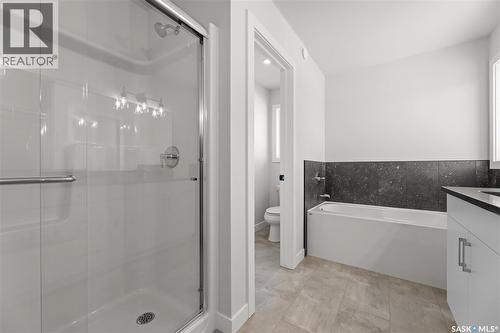 934 Brighton Gate, Saskatoon, SK - Indoor Photo Showing Bathroom