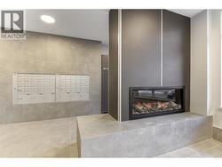 Front foyer and mail - 