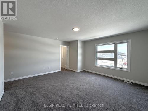 55 Woodcock Drive, Tillsonburg, ON - Indoor Photo Showing Other Room
