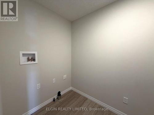 55 Woodcock Drive, Tillsonburg, ON - Indoor Photo Showing Other Room