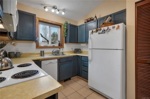 810 Shellbourne Blvd, Campbell River, BC 