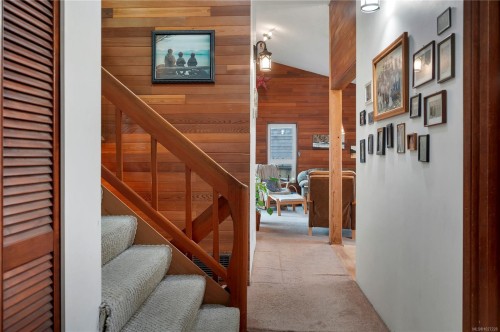 810 Shellbourne Blvd, Campbell River, BC 