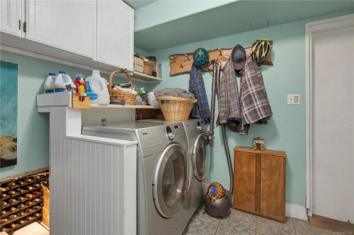 810 Shellbourne Blvd, Campbell River, BC 