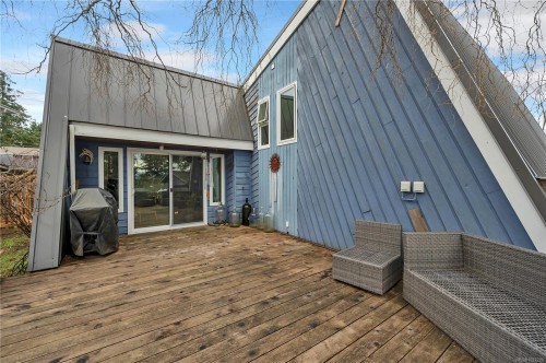 810 Shellbourne Blvd, Campbell River, BC 