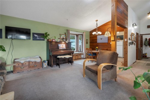 810 Shellbourne Blvd, Campbell River, BC 