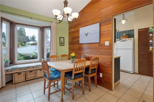 810 Shellbourne Blvd, Campbell River, BC 