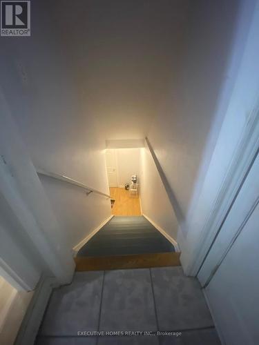 964 Fielder Drive, Mississauga, ON - Indoor Photo Showing Other Room