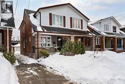 463 MILVERTON BOULEVARD  Toronto, ON M4C 1X4