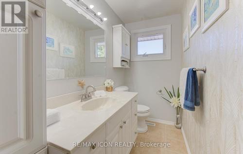 55 Gracefield Crescent, Kitchener, ON - Indoor Photo Showing Bathroom
