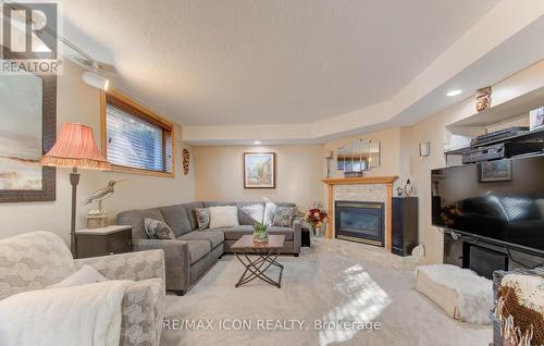 55 Gracefield Crescent, Kitchener, ON - Indoor Photo Showing Living Room With Fireplace