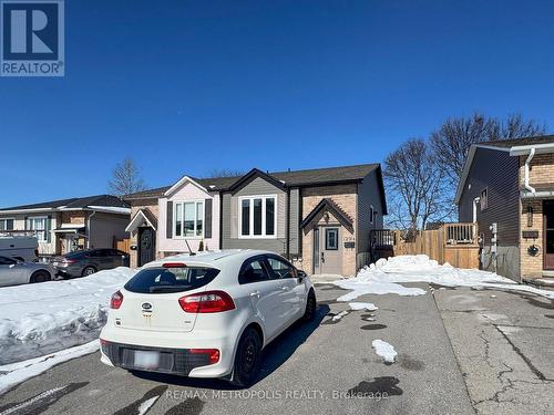 1294 SUNNINGDALE AVENUE  Oshawa, ON L1H 8G7