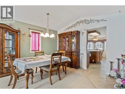 2595 Catherine Place Unit# 15, Armstrong, BC - Indoor Photo Showing Dining Room