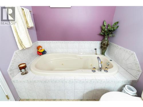 2595 Catherine Place Unit# 15, Armstrong, BC - Indoor Photo Showing Bathroom