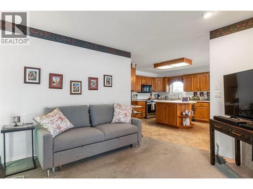 2595 Catherine Place Unit# 15, Armstrong, BC - Indoor Photo Showing Other Room