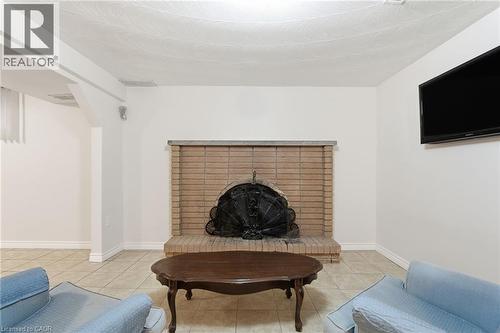 1894 Main Street E, Hamilton, ON - Indoor Photo Showing Other Room