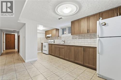 1894 Main Street E, Hamilton, ON - Indoor Photo Showing Kitchen