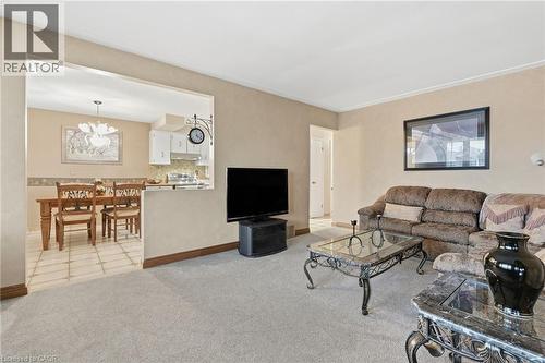 1894 Main Street E, Hamilton, ON - Indoor Photo Showing Living Room