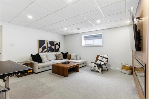 58 Berkeley Bend, Steinbach, MB - Indoor