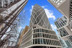 3113 - 230 SIMCOE STREET  Toronto, ON M5T 1T4