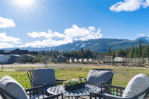 3770 Tralee Rd, Qualicum Beach, BC 