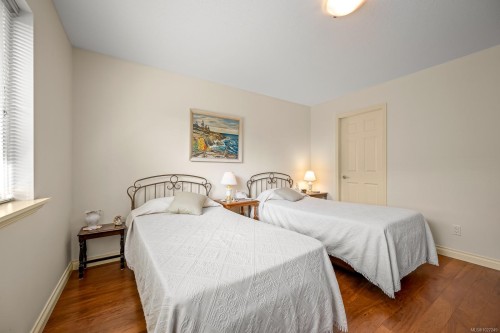 803 Labrador Dr, Comox, BC 