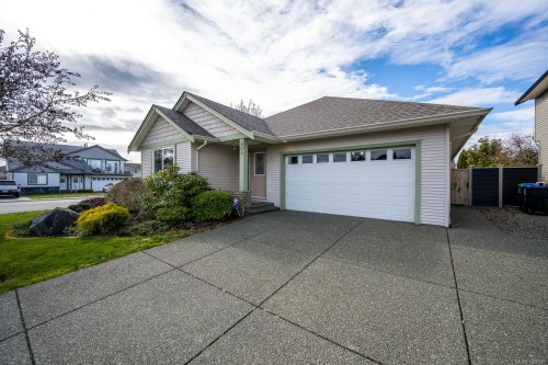 803 Labrador Dr, Comox, BC 