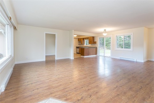 3960 Ostby Pl, Bowser, BC 