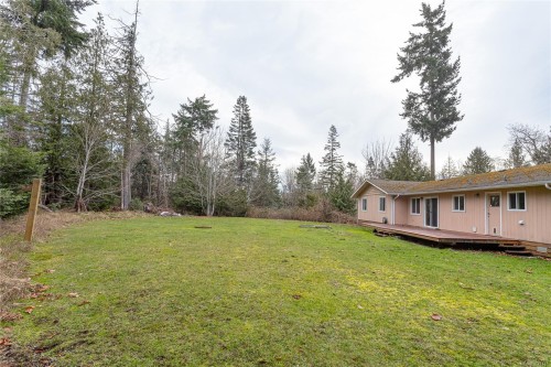 3960 Ostby Pl, Bowser, BC 