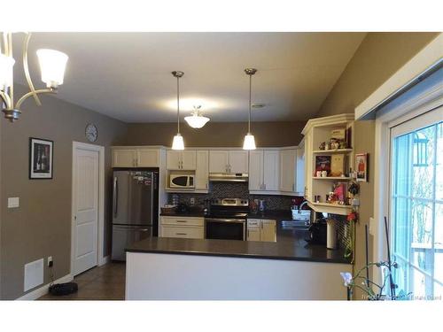 8 Hillside Lane, Fredericton, NB 