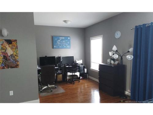 8 Hillside Lane, Fredericton, NB 