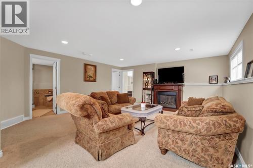 539 Beckett Crescent, Saskatoon, SK - Indoor With Fireplace