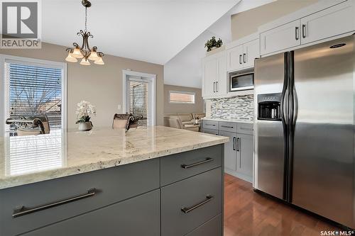 539 Beckett Crescent, Saskatoon, SK - Indoor Photo Showing Kitchen With Upgraded Kitchen