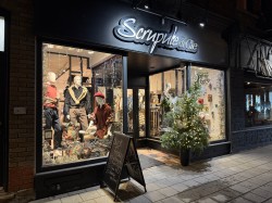 366 Rue Principale O.  Magog, QC J1X 2A9