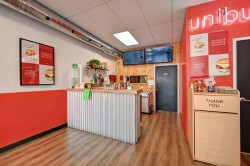 1332 Rue Fleury E.  Montréal (Ahuntsic-Cartierville), QC H2C 1R3