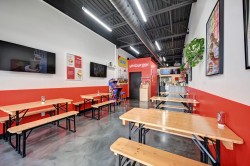 550 Boul. Curé-Labelle  Laval (Sainte-Rose), QC H7L 4V6