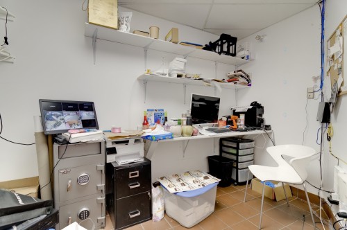 Commerce - A-3671 Boul. St-Jean, Dollard-Des-Ormeaux, QC 