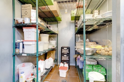 Commerce - A-3671 Boul. St-Jean, Dollard-Des-Ormeaux, QC 