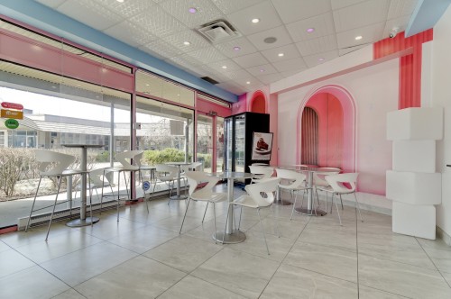 Commerce - A-3671 Boul. St-Jean, Dollard-Des-Ormeaux, QC 