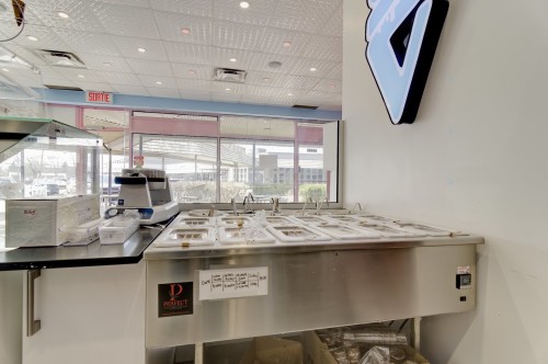 Commerce - A-3671 Boul. St-Jean, Dollard-Des-Ormeaux, QC 