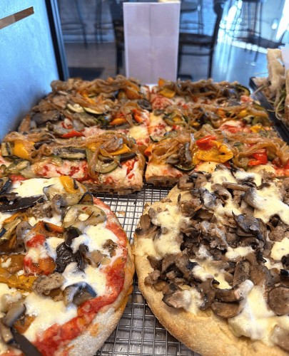 Commerce - C115-1 Rue Westmount-Square, Westmount, QC 