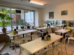 5690 Av. Victoria  Montréal (Côte-Des-Neiges/Notre-Dame-De-Grâce), QC H3W 1M3